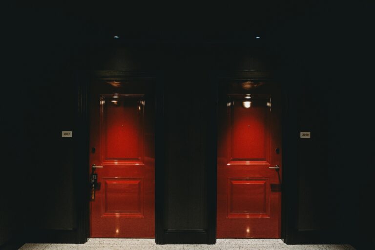 Jib Door