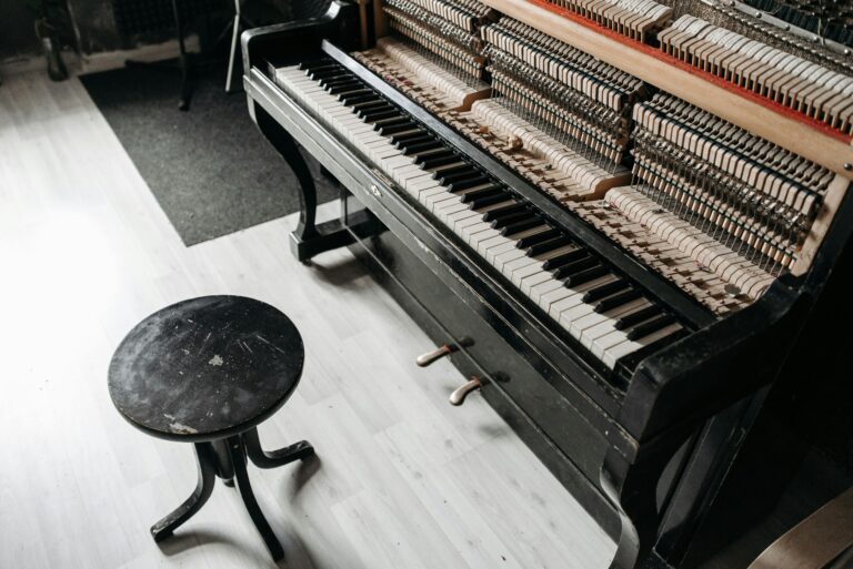 Room with Piano