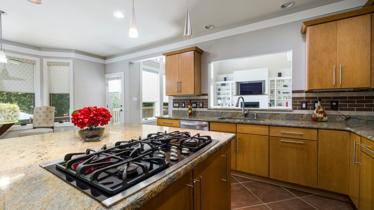 Kitchen Backsplash Ideas with Granite Countertops