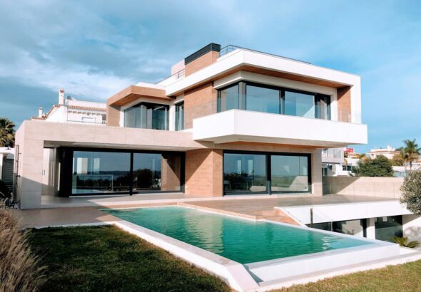 Casa Moderna
