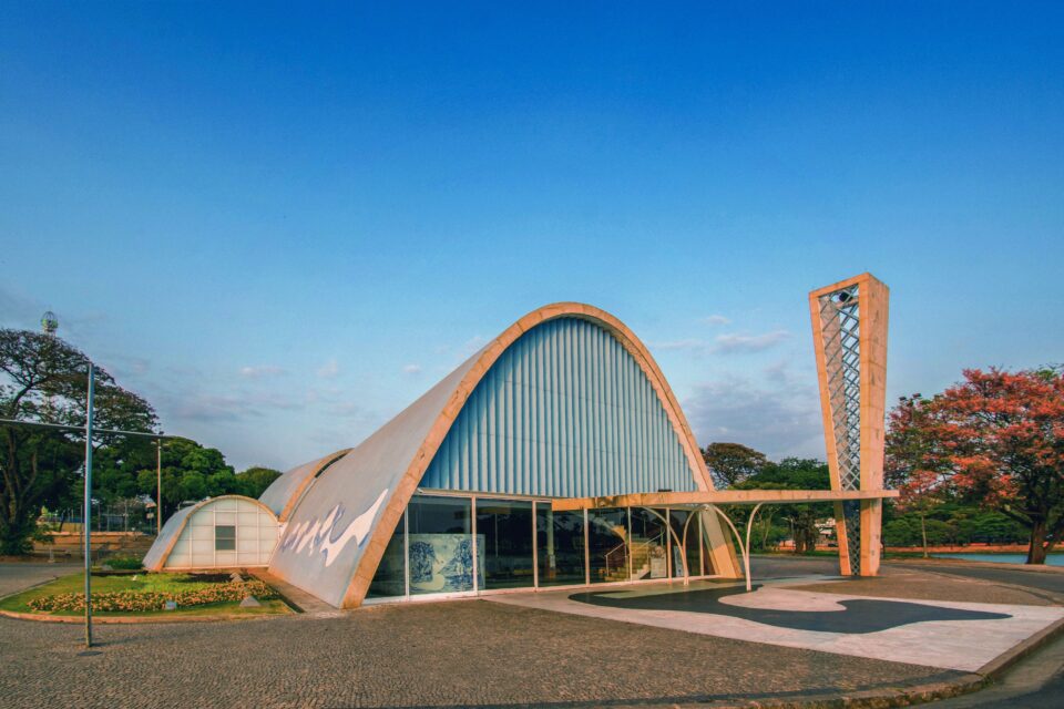 Mid-Century Modern Architects