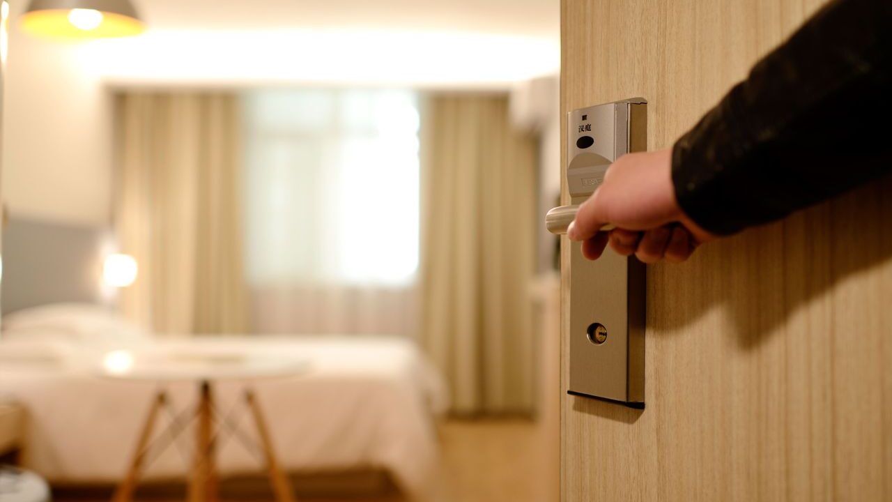 Bedroom Gates for Rent: Tips for Choosing a Safe and Affordable Property