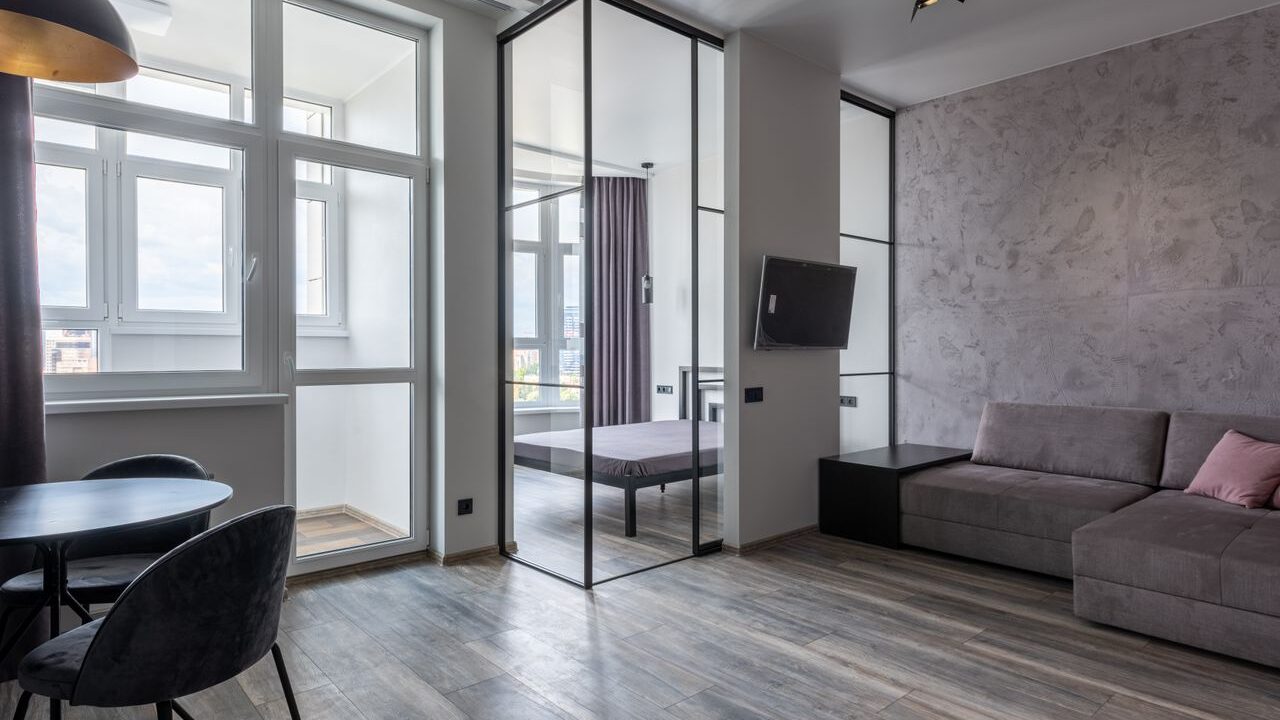 Glass in Room Ideas: Stylish Ways to Make Your Space Look Bigger