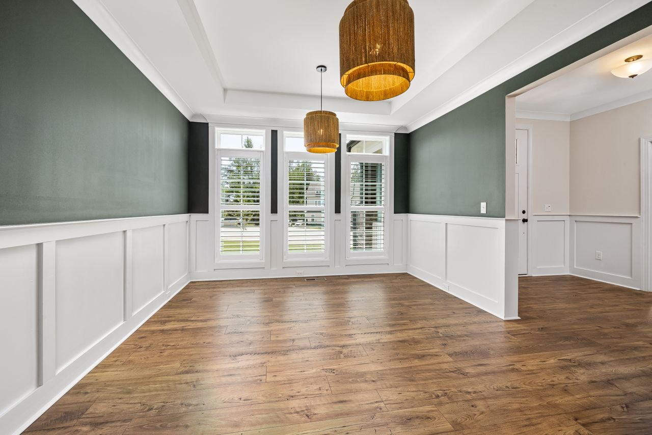 Moulding Wainscoting