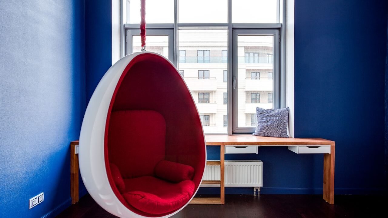 Indoor Suspended Chair Guide: Stylish Ideas for Comfortable Home Seating