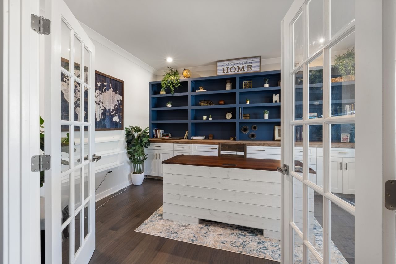 Wall Unit