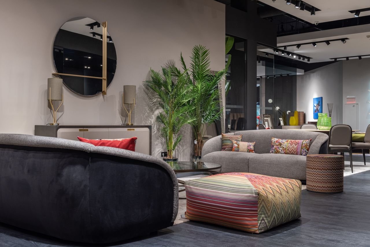 Settee Bench