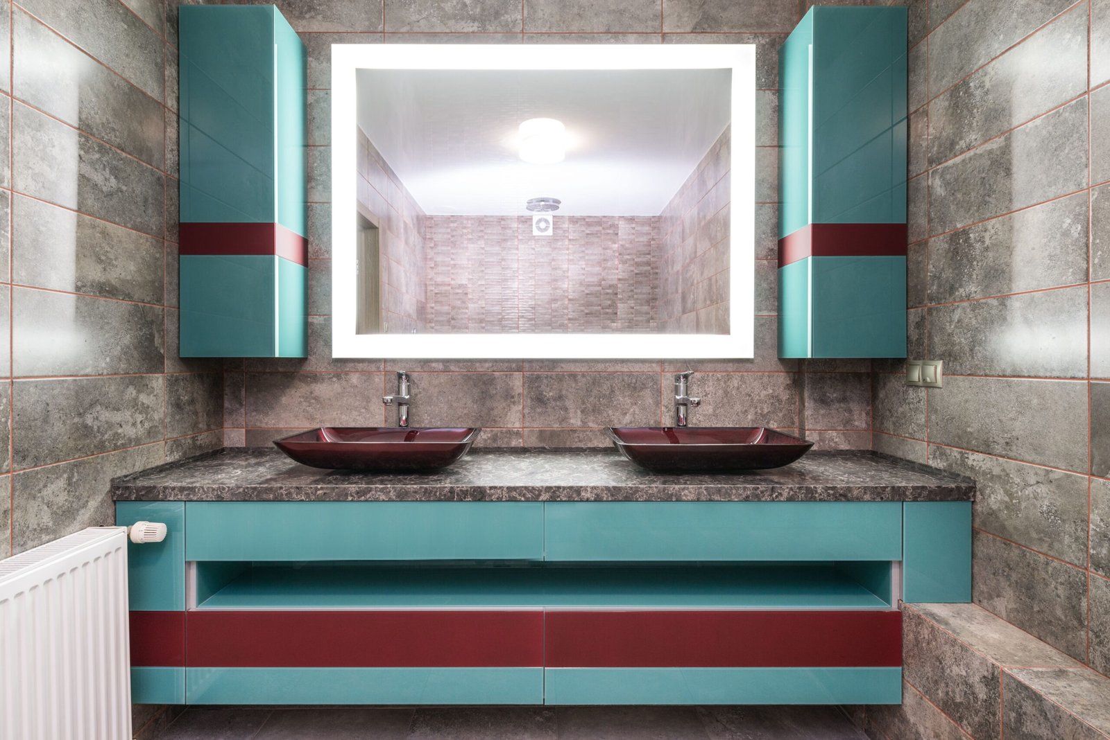 Bathroom Wall Cabinets in Apollo Beach, FL: A Complete Buying Guide